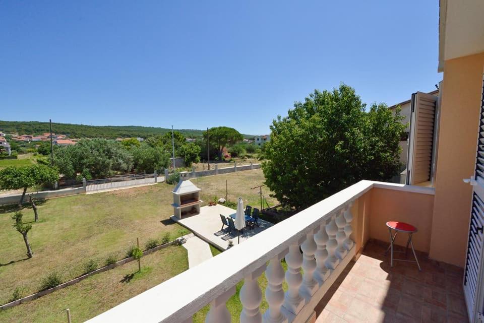 Sreca Apartment Near Beach With Bbq Bibinje Extérieur photo