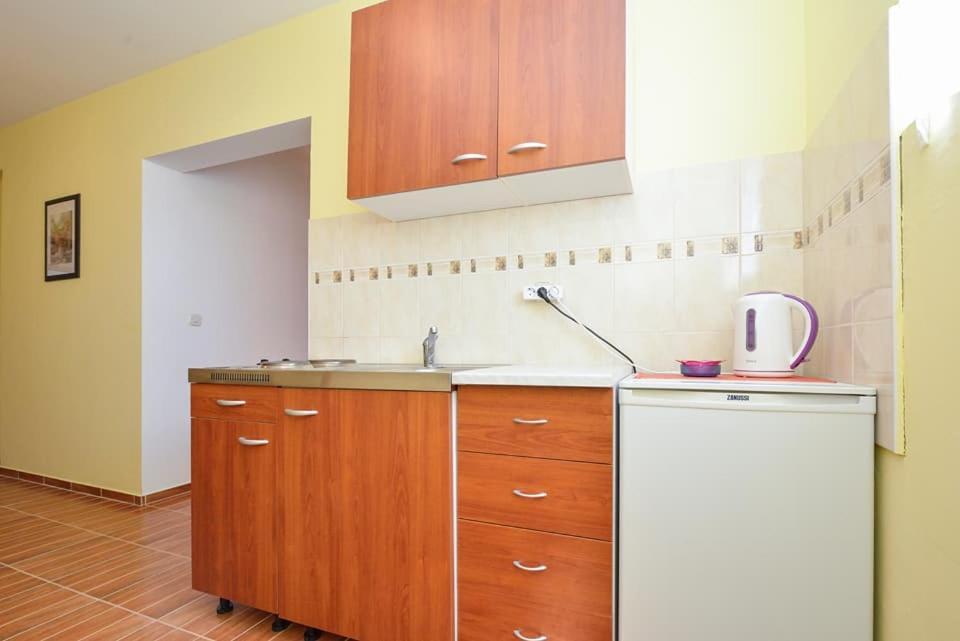Sreca Apartment Near Beach With Bbq Bibinje Extérieur photo